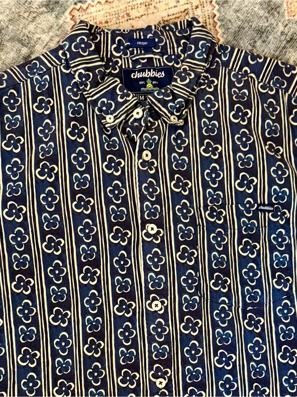 chubbies Navy and Cream Floral-Stripe Short-Sleeve Button-Up Shirt
